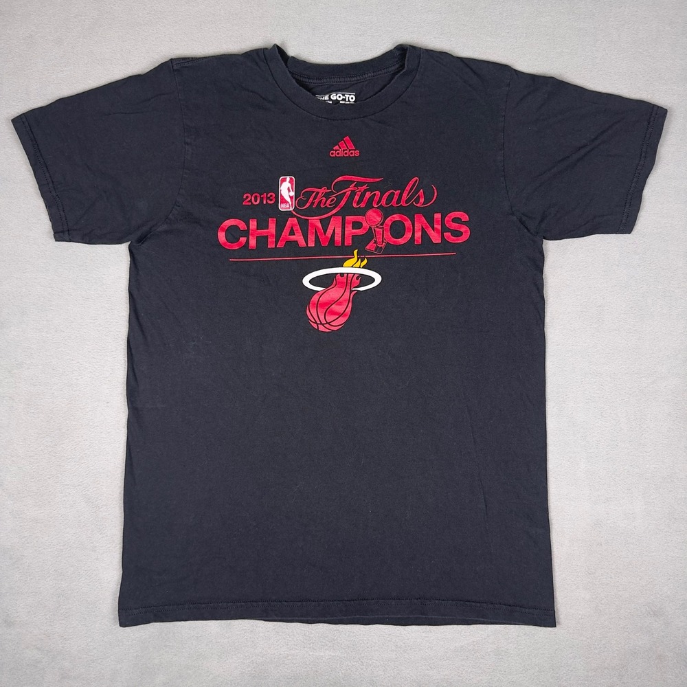 Adidas Miami Heat 2013 NBA Finals Champions T-Shirt M Black‎ Roster LeBron Wade